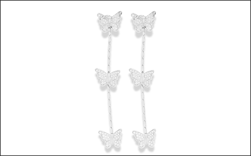 Bông tai kết hợp nhiều hình bướm nhỏ toát lên sự sang trọng, trang nhã